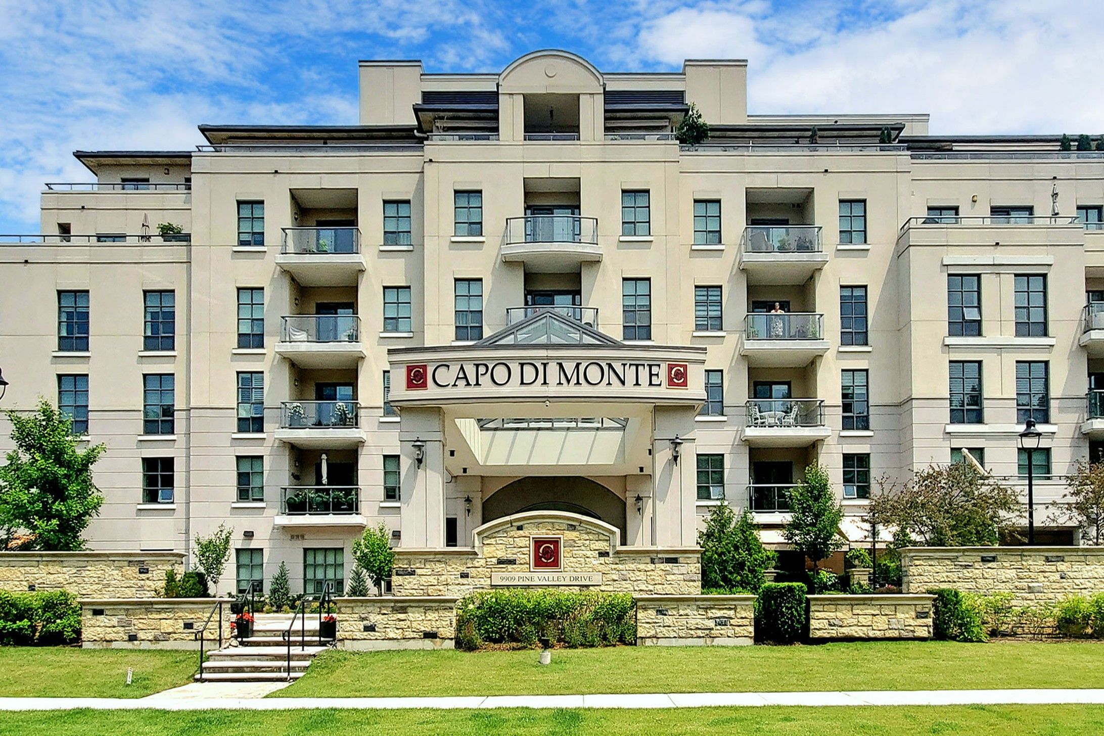 Capo Di Monte Condos - 9909 Pine Valley Drive