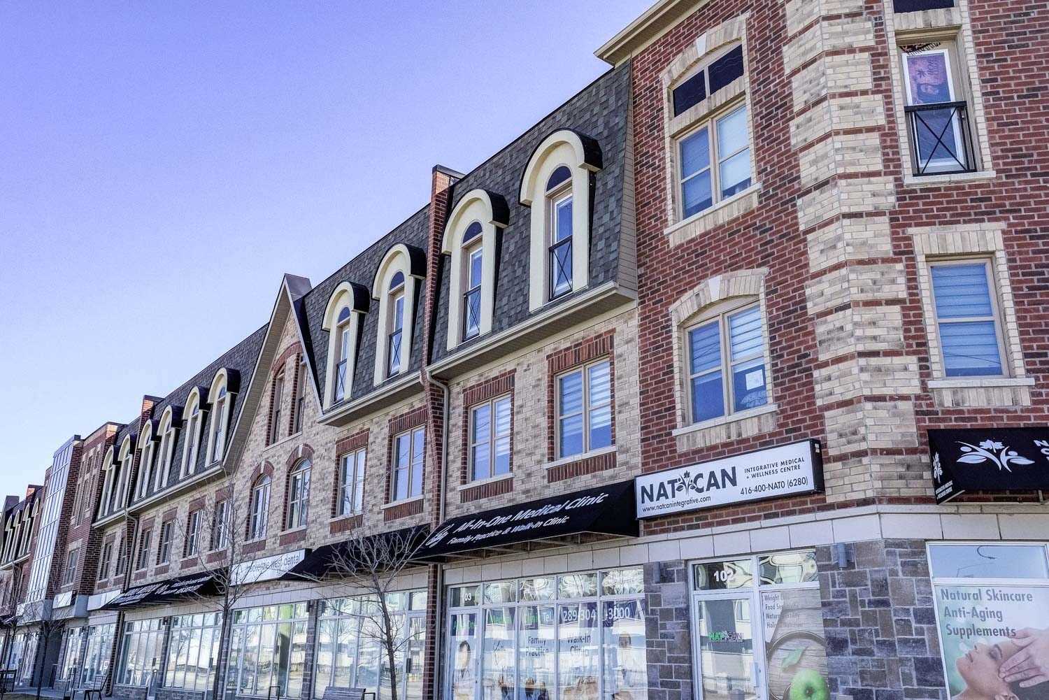 3905 Major Mackenzie Dr Townhouses - 3905 Major Mackenzie Drive