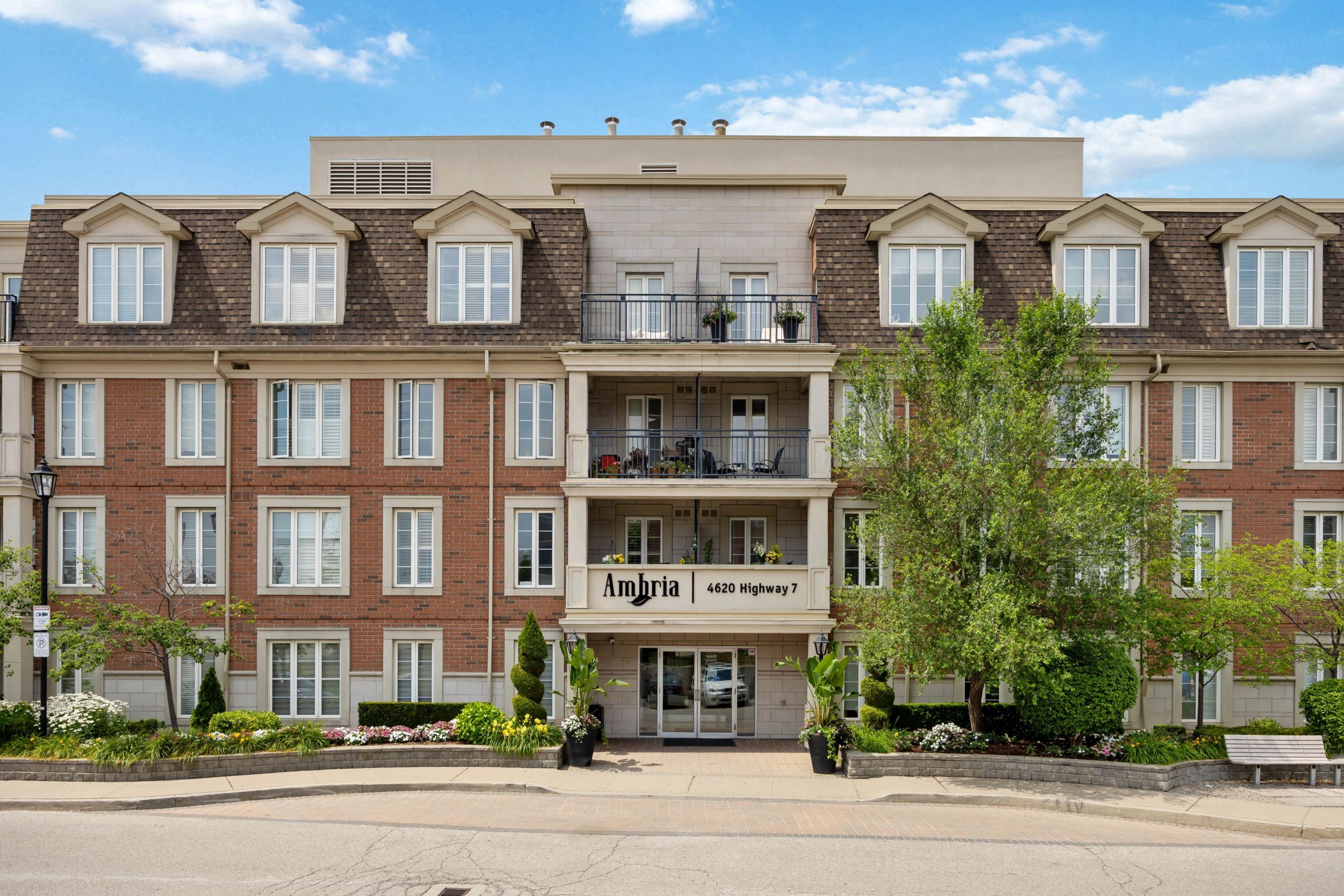 Ambria Condos - 4620 Highway 7